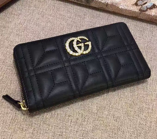 グッチ財布 レプリカ正面デザイン